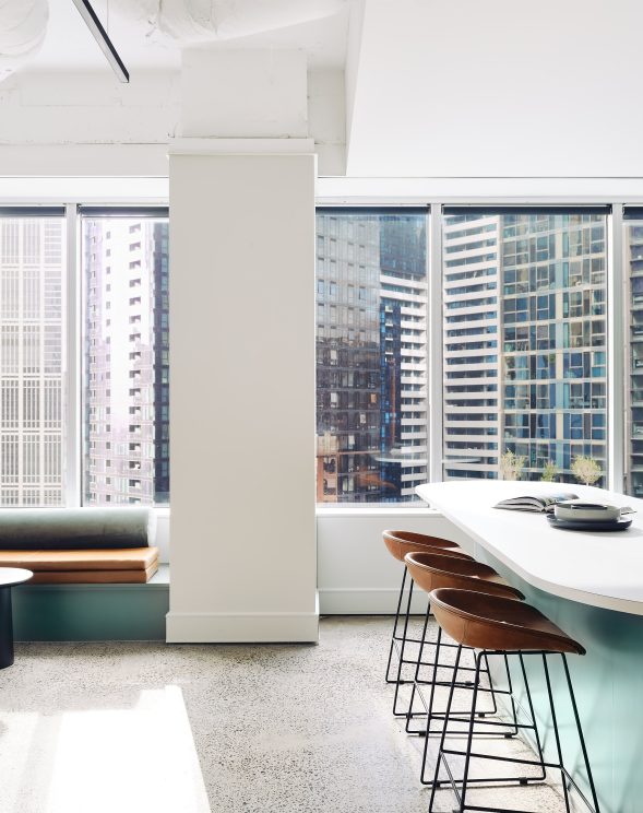 L16, 350 Queen St Carousel 2